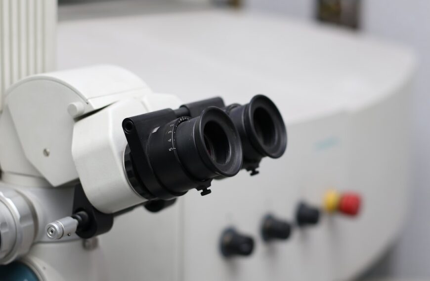 Microscopic Marvels: Precision Engineering for Intricate Solutions