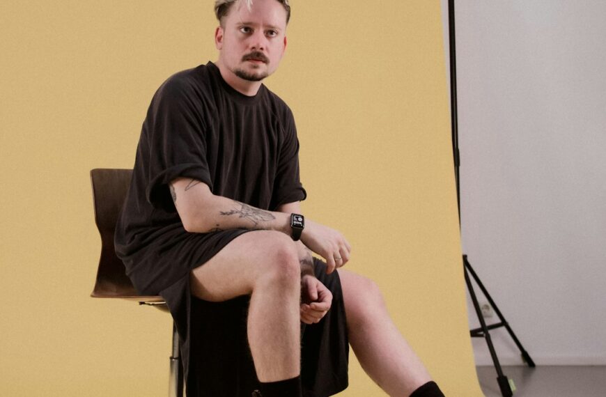 Genderless Style: Self-Expression Beyond the Binary